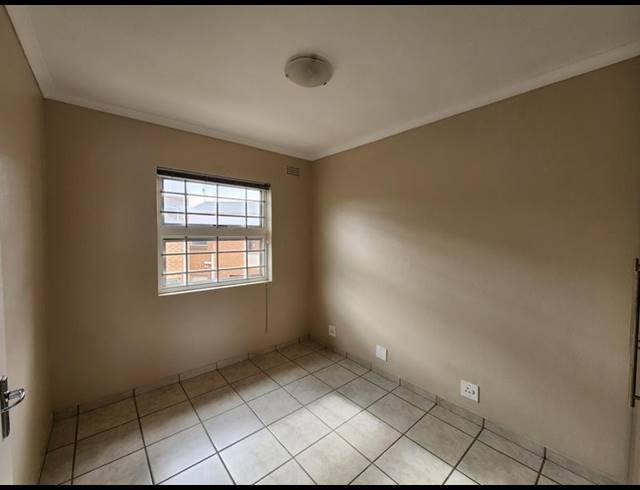 1 BEDROOM PROPERTY TO RENT IN OAKGLEN